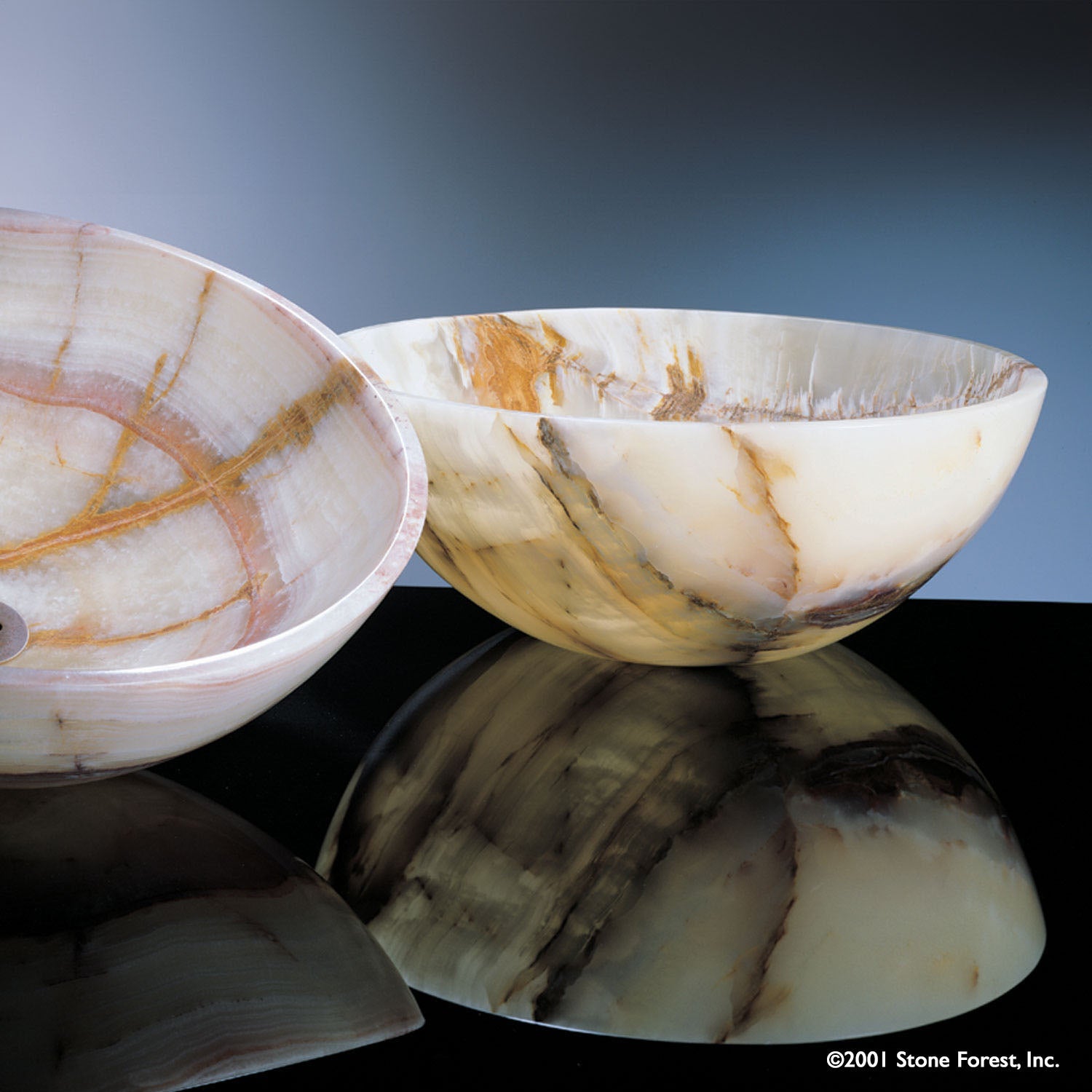 Urban Vessel Bath Sink in white onyx