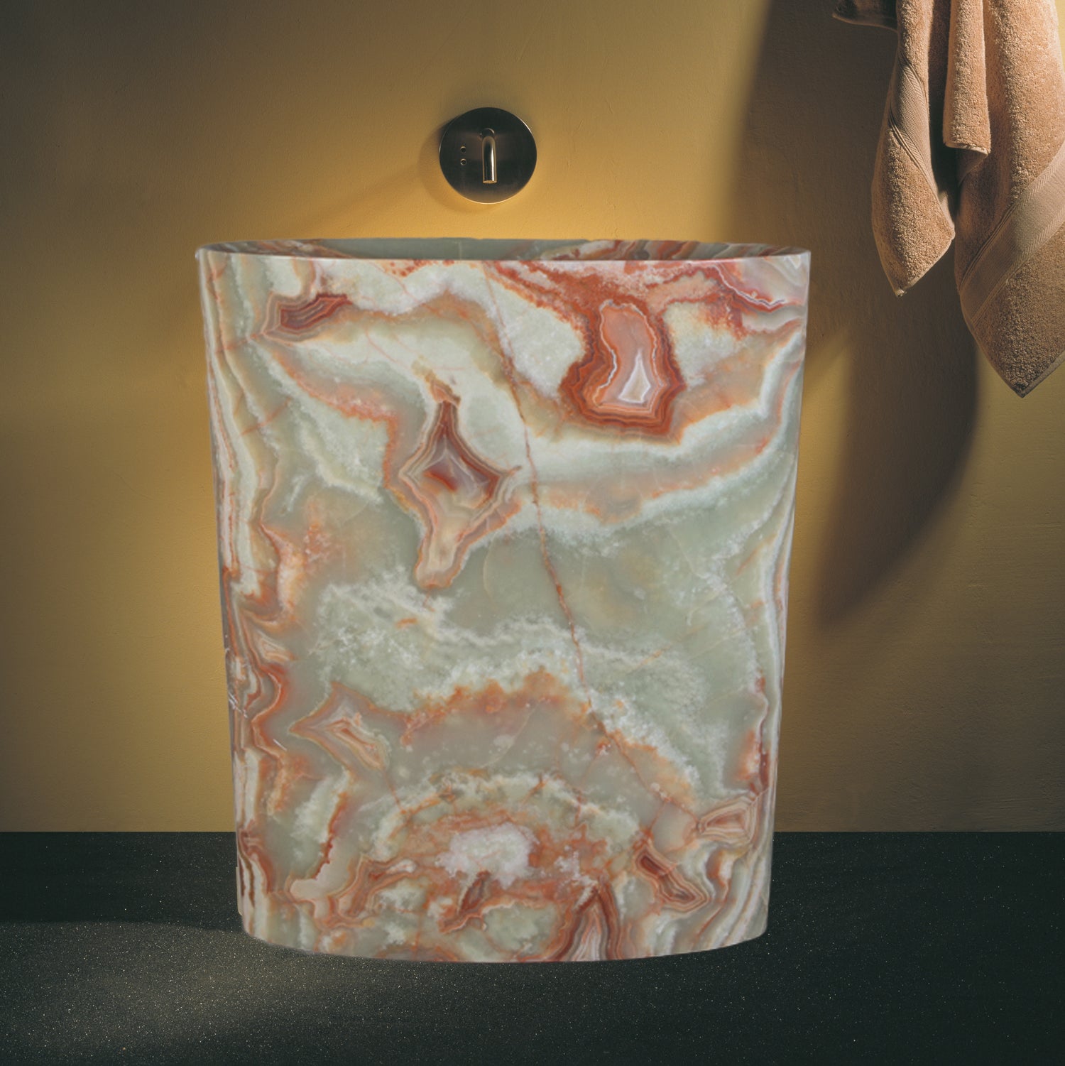 Infinity Pedestal Sink onyx