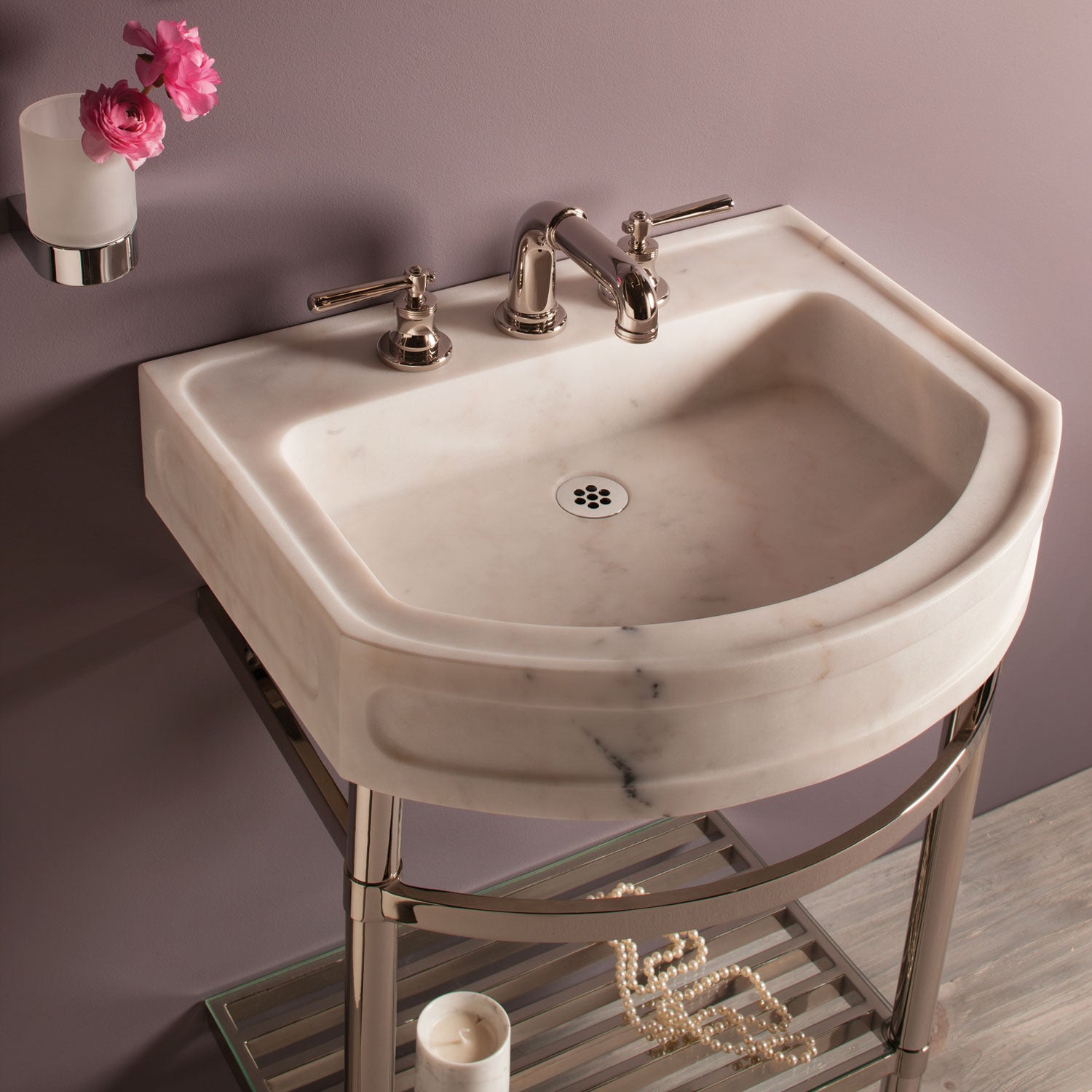 Harbor washbasin  in luna bianca marble 