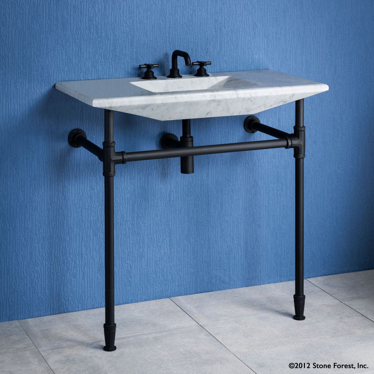 Cortina Console Sink  carrara marble  on Facet legs