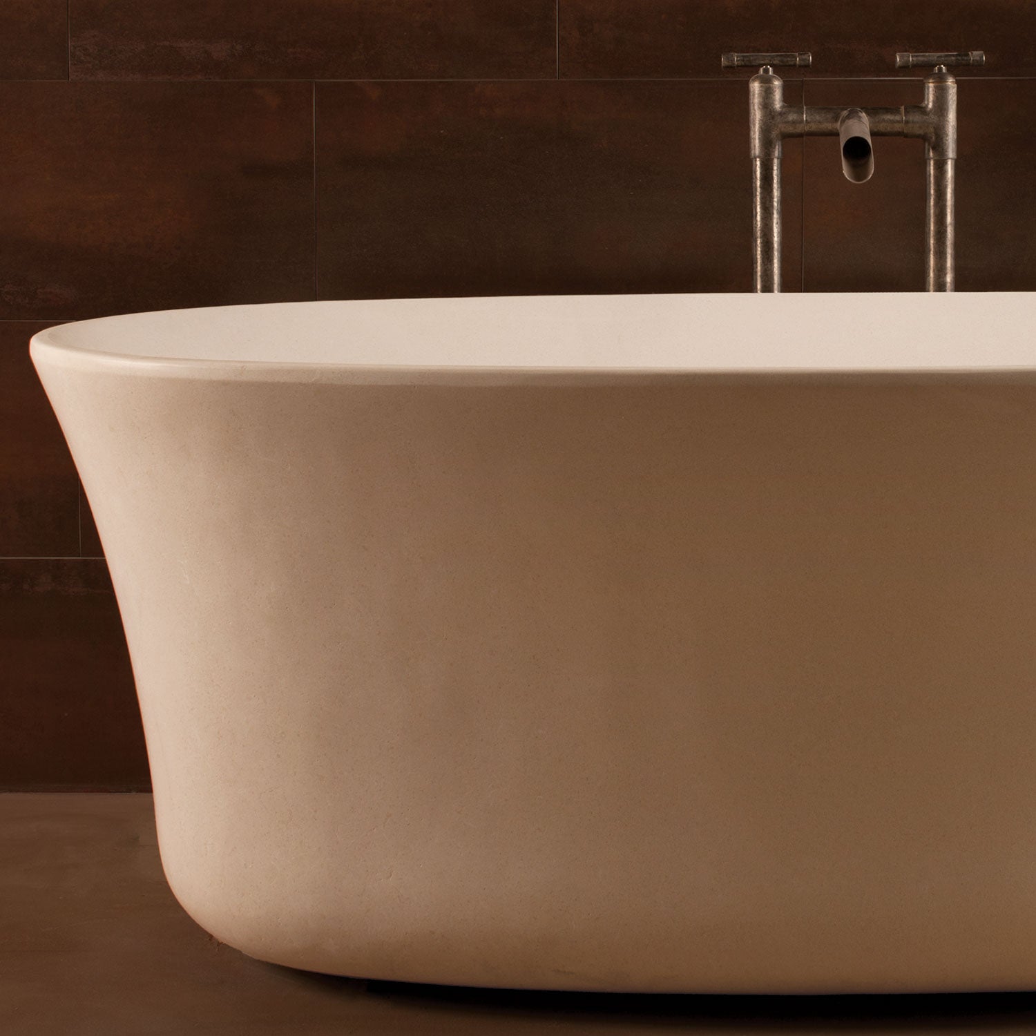 Calma Bathtub in desert cream limestone