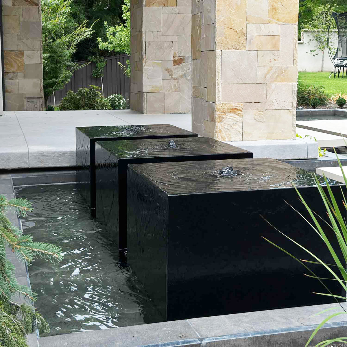 Cube Fountain image 2 of 3