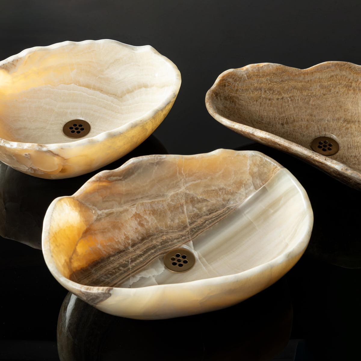 SCULPTURAL ONYX VESSEL SINK image 1 of 4