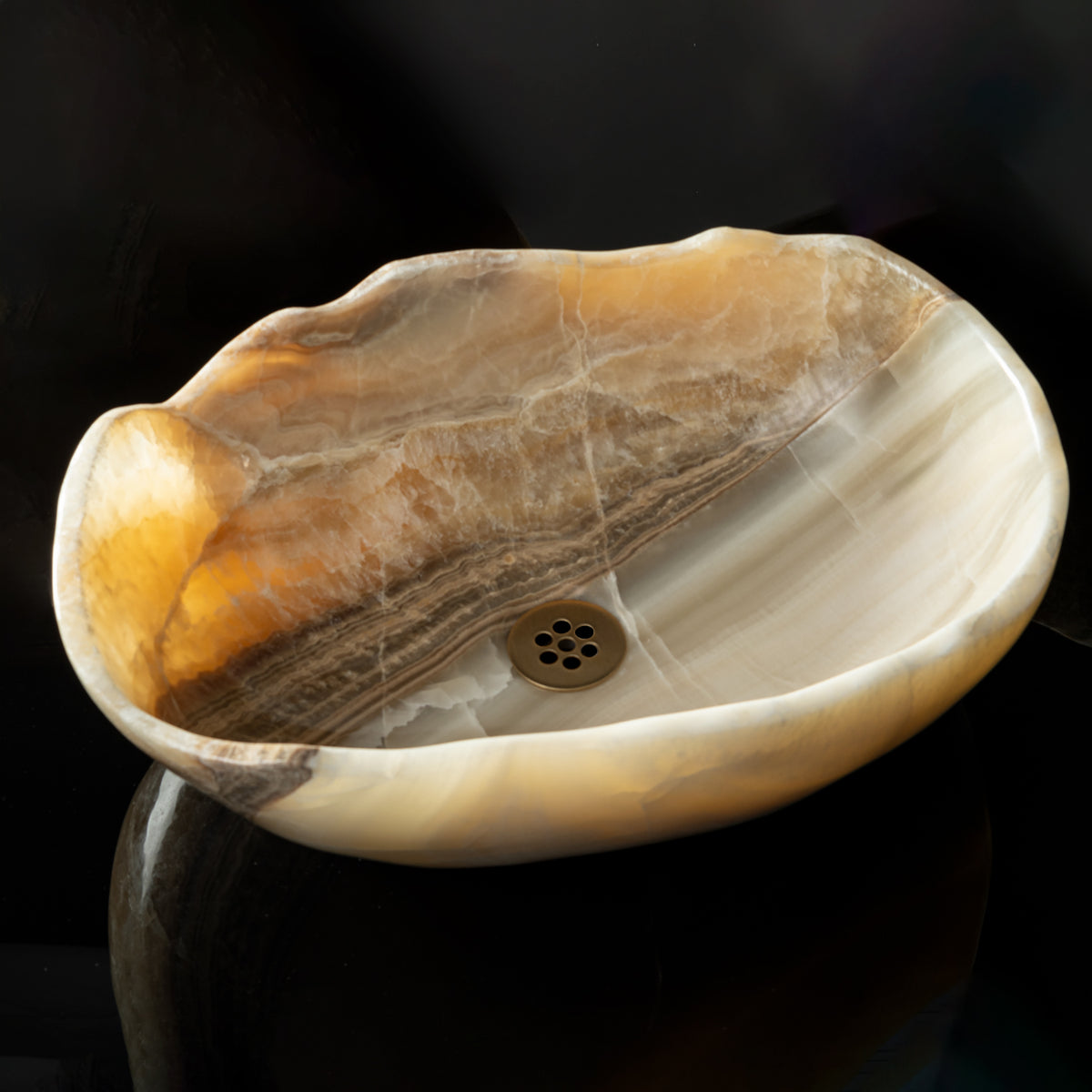 SCULPTURAL ONYX VESSEL SINK image 2 of 3