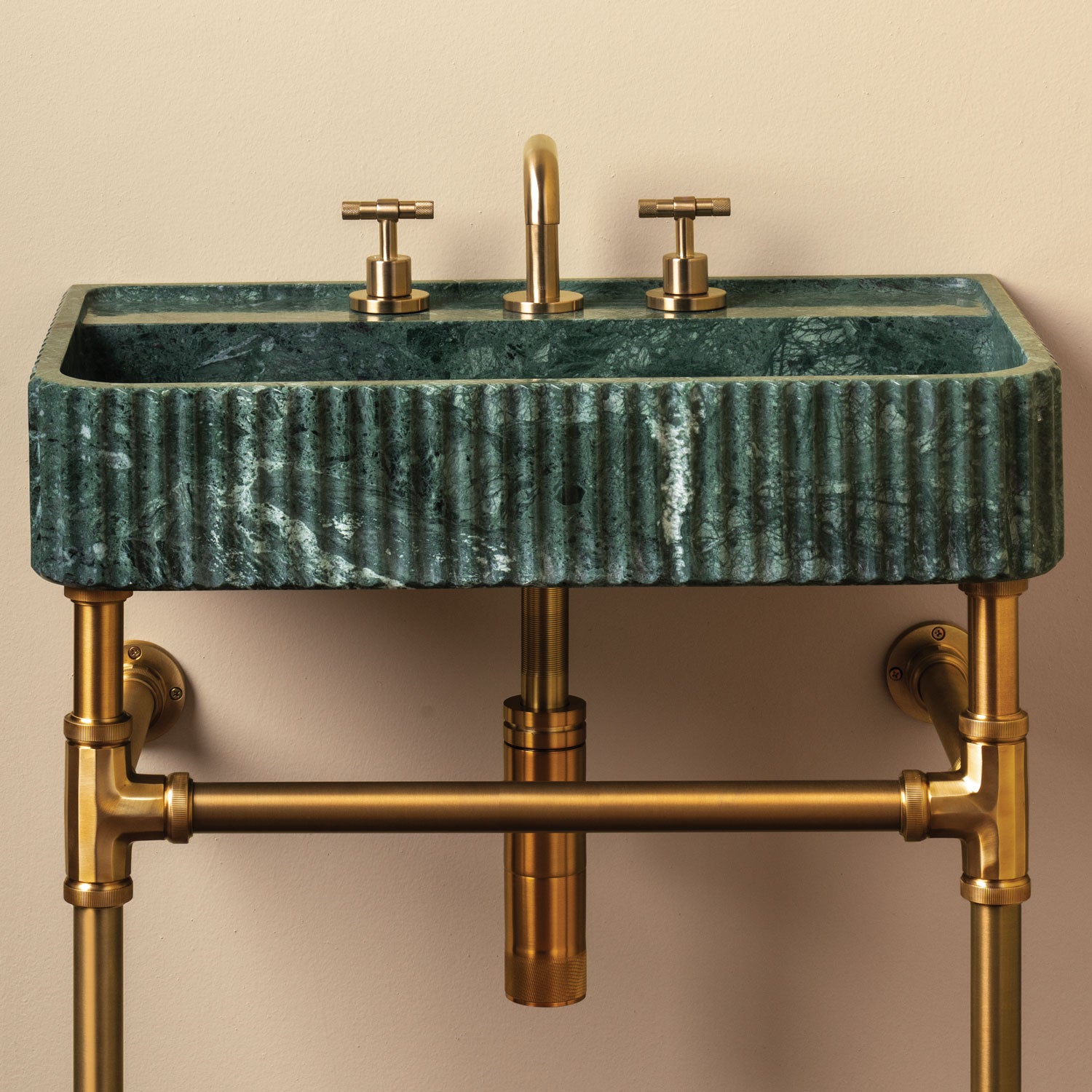Fulted Lumbre baathsink in verde indio